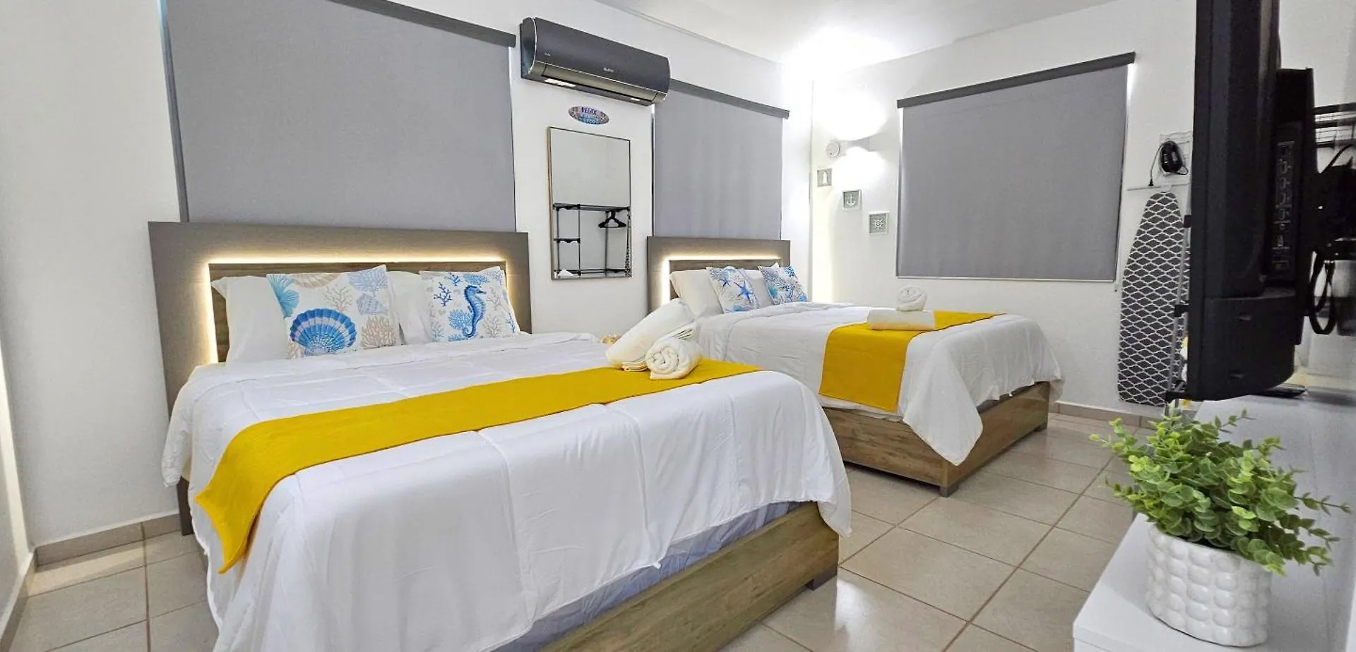 Villas At Chalet De Buye 카보조로